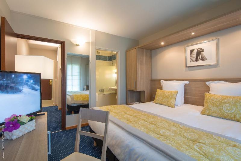 Logis Hotel & Restaurant - Lensotel מראה חיצוני תמונה